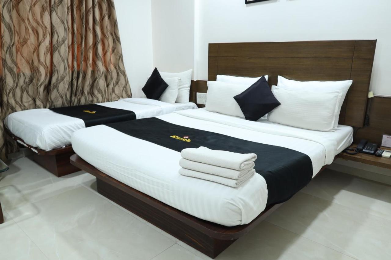 Saish Hotel Shirdi Luaran gambar
