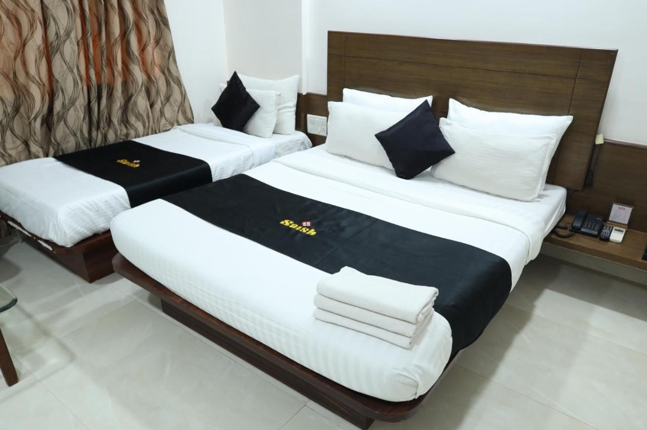 Saish Hotel Shirdi Luaran gambar