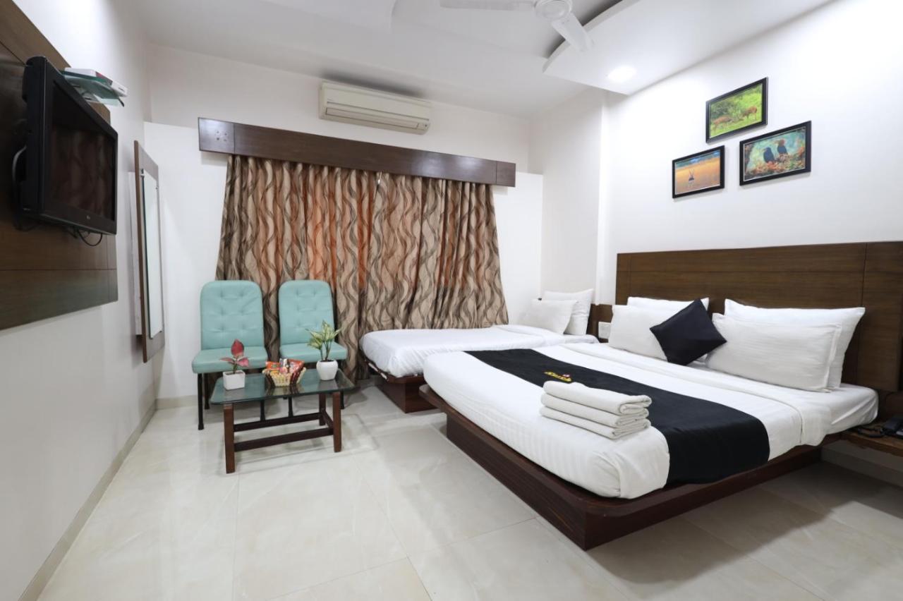 Saish Hotel Shirdi Luaran gambar