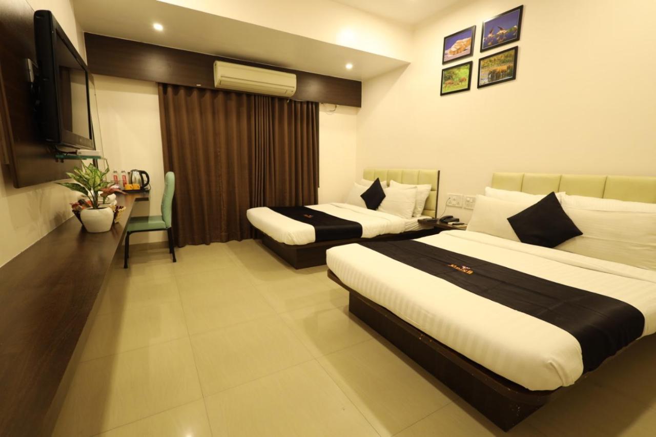 Saish Hotel Shirdi Luaran gambar