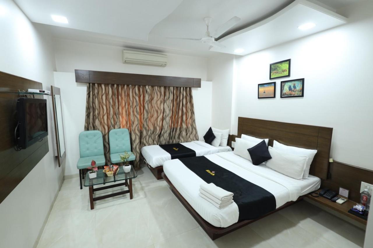 Saish Hotel Shirdi Luaran gambar