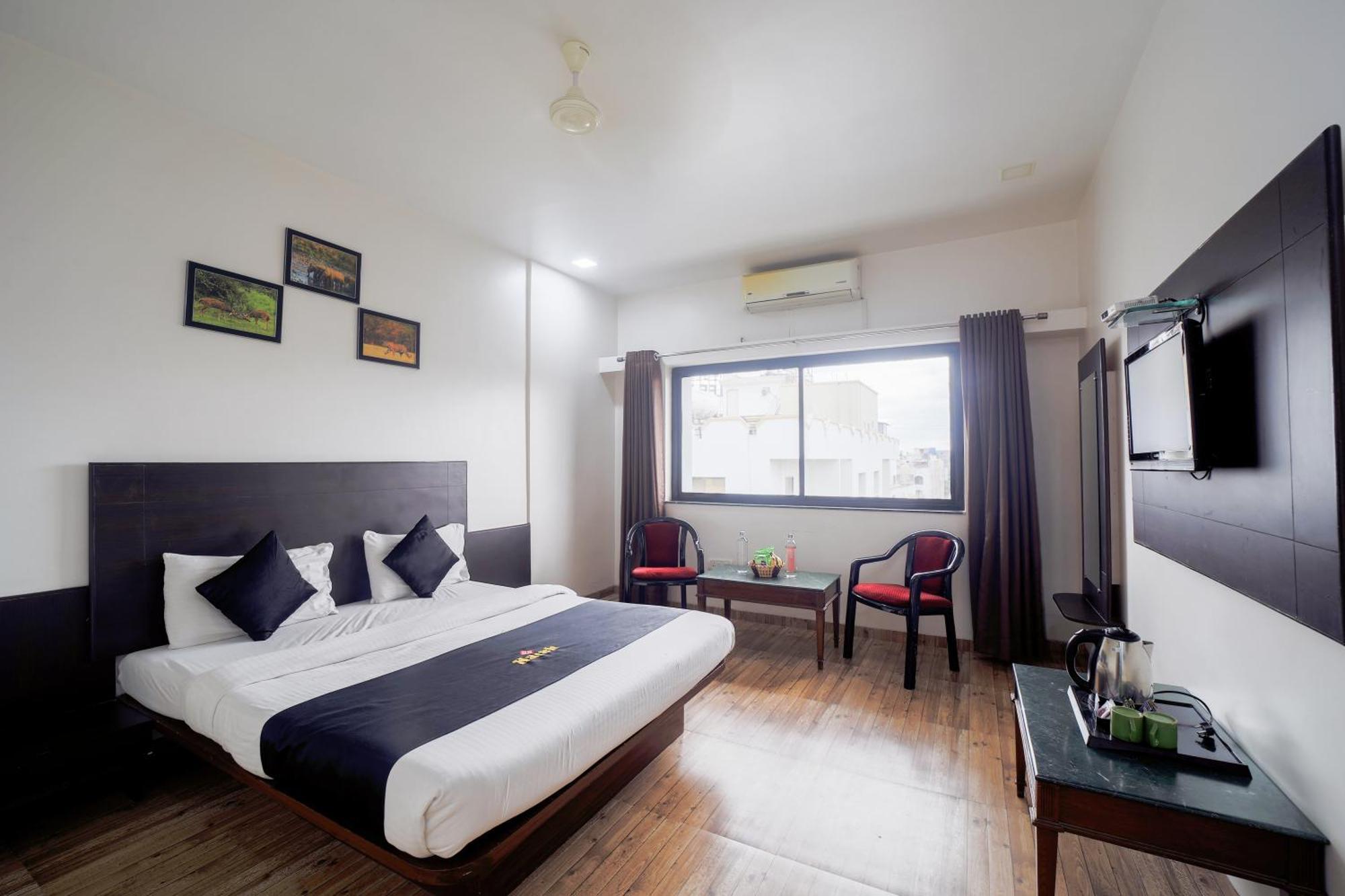 Saish Hotel Shirdi Luaran gambar